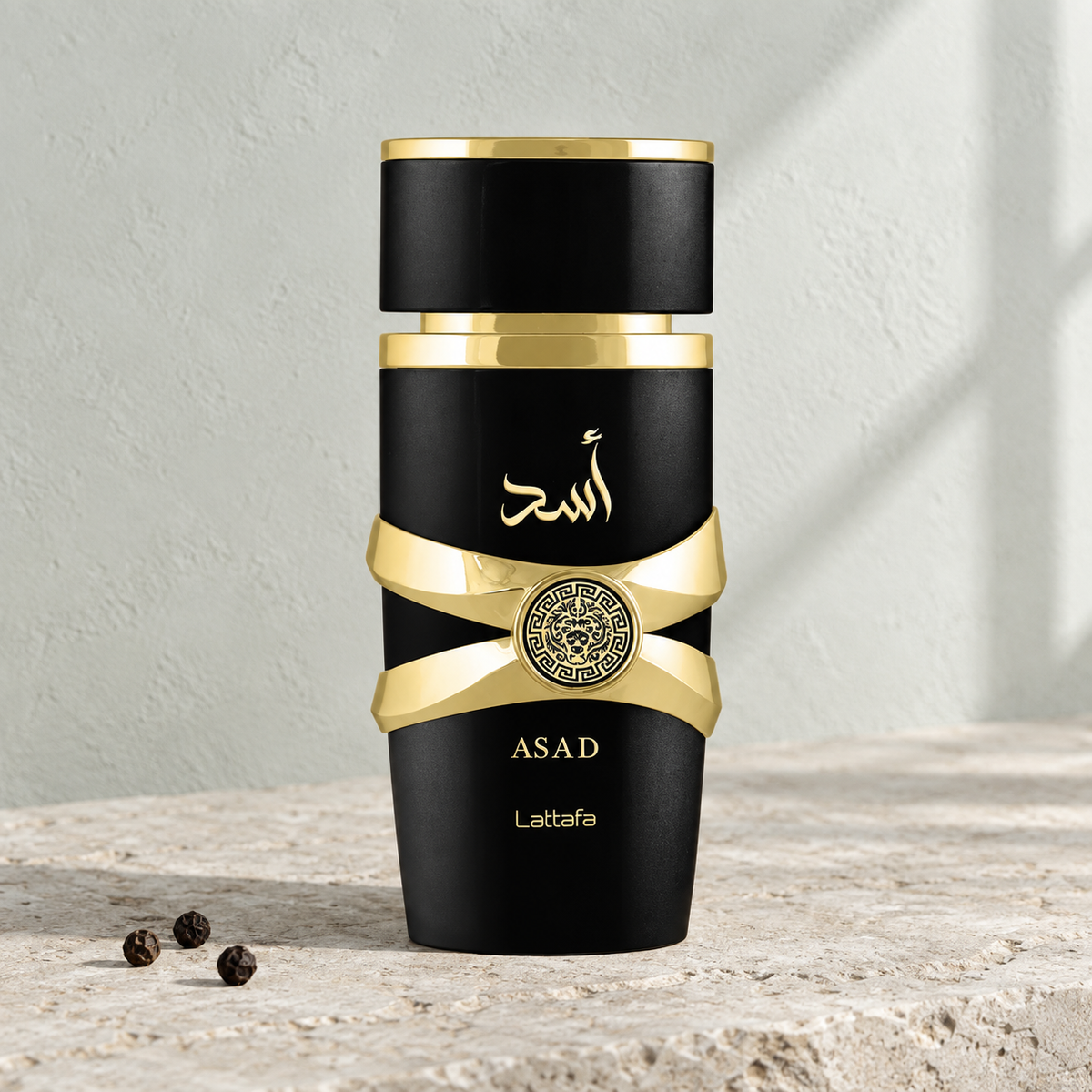 Lattafa Asad — صورة المنتج بتصميم طبيعي