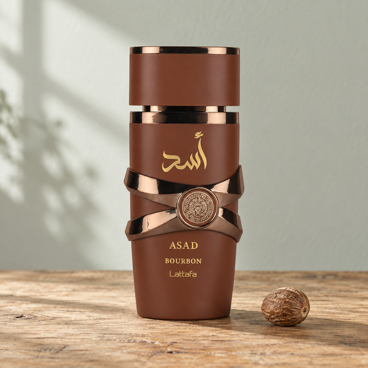 Lattafa Asad Bourbon — صورة المنتج بتصميم طبيعي